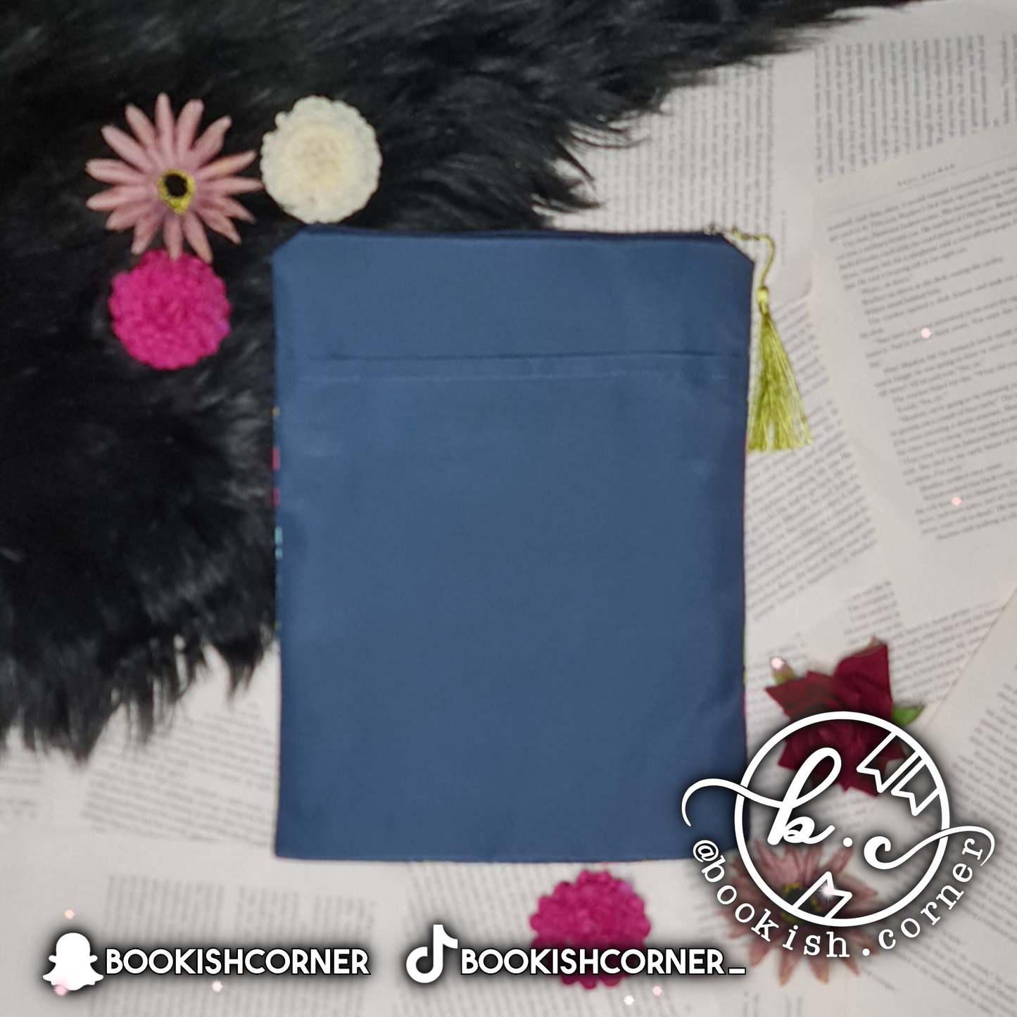 Leafy Garden Booksleeve