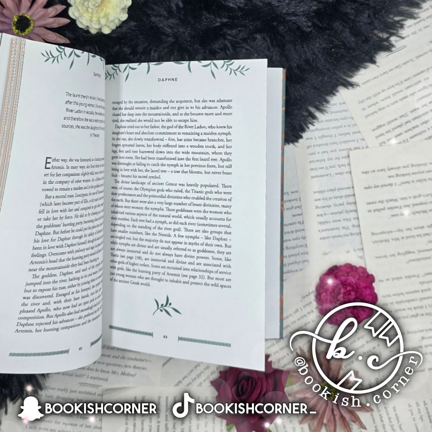 Heroines of Olympus By Ellie Mackin Roberts