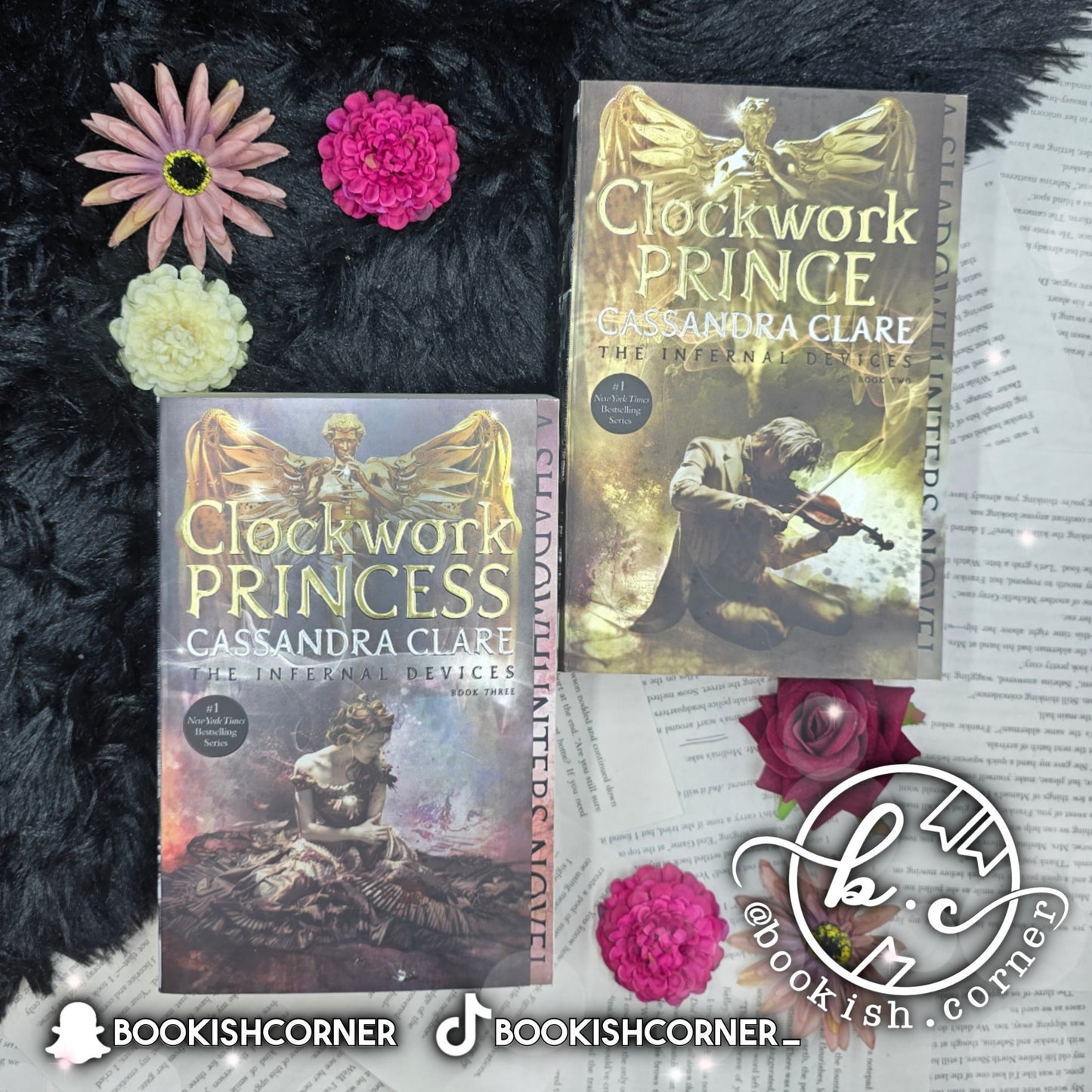 Clockwork Angel (set) By Cassandra Clare