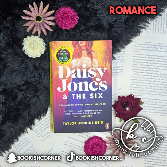 Daisy Jones & The Six By Taylor Jenkins Reid