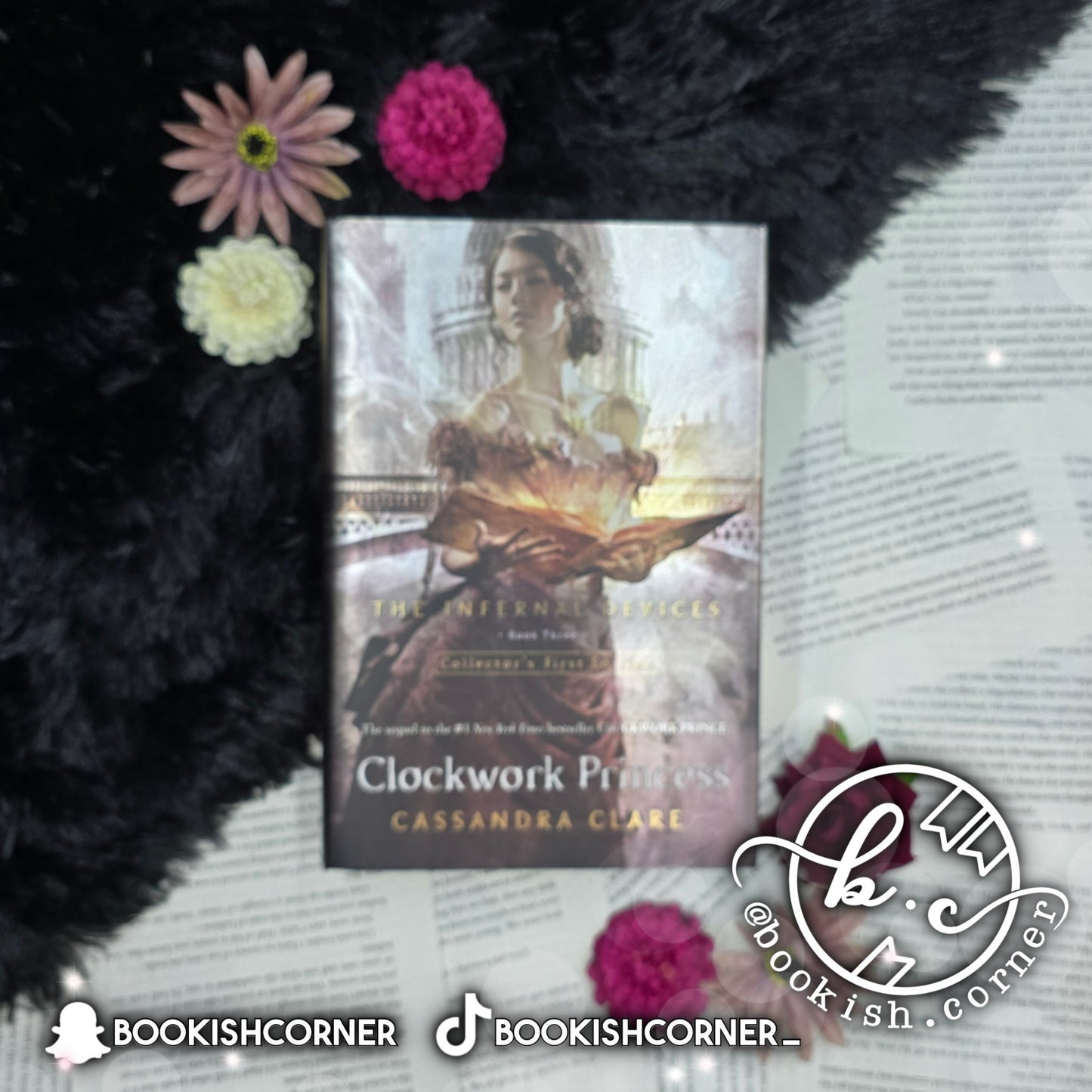 Clockwork Angel (set) By Cassandra Clare