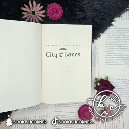 City Of Bones By Cassandra Claire